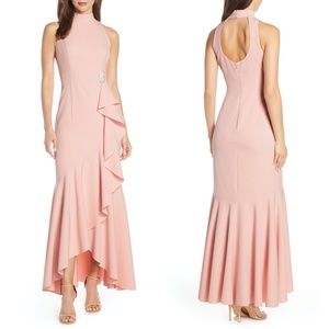 NEW Vince Camuto BLUSH Laguna BROOCH Side Swept Ruffle MOCK NECK Crepe GOWN